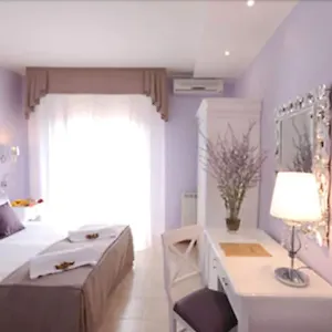 https://hotel-i-due-cigni.it-tuscanyhotel.com